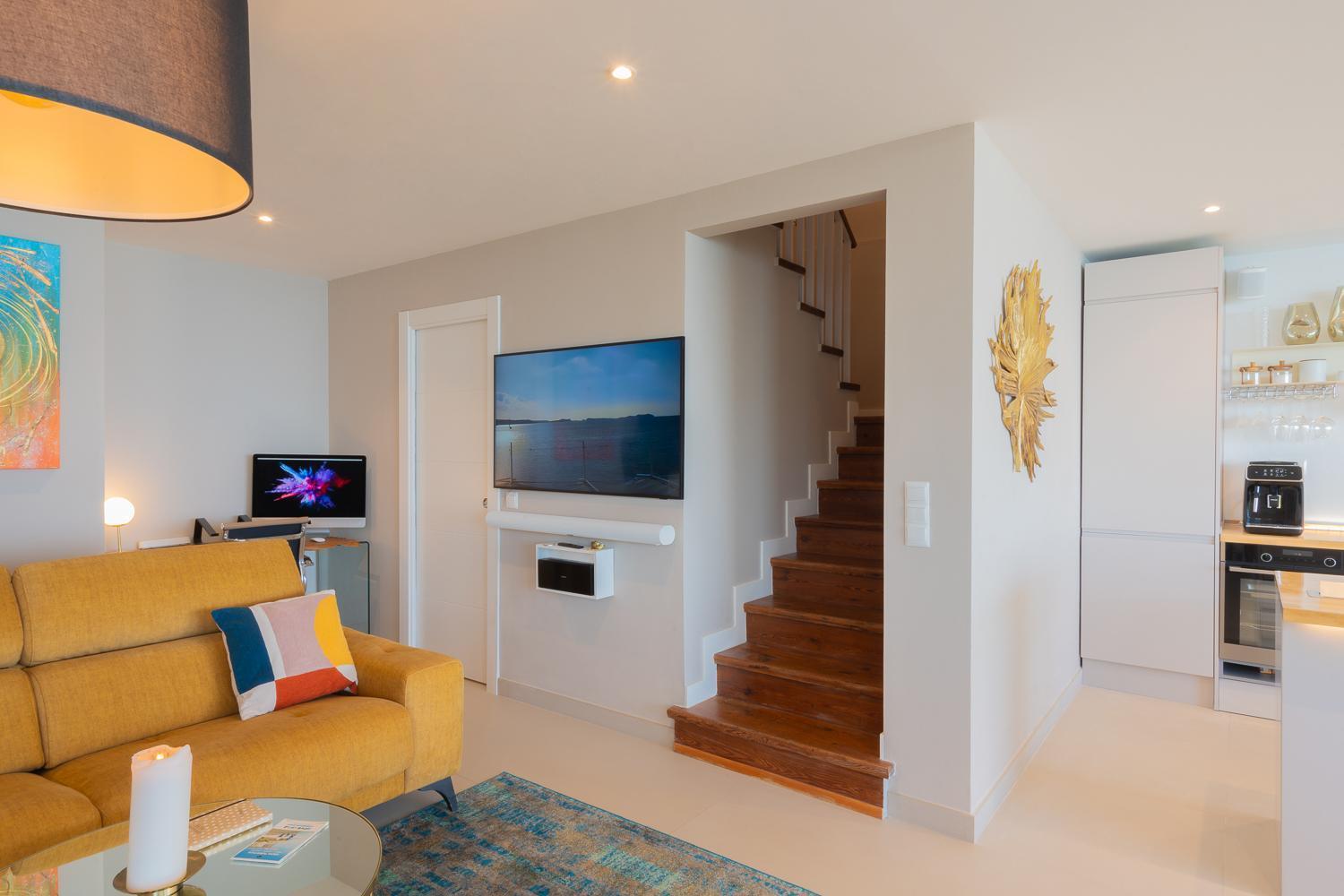 Private 250Sqm Garden Duplex, Jacuzzi, Cinema, Sea View Escape Apartment Torremolinos Bagian luar foto