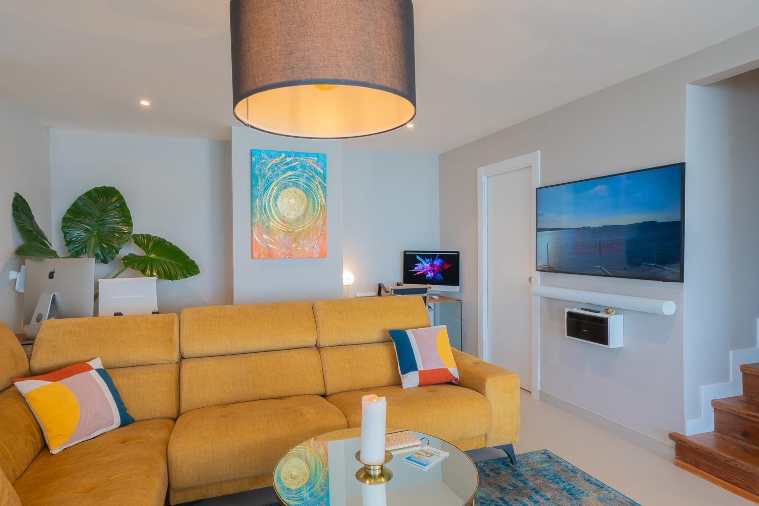 Private 250Sqm Garden Duplex, Jacuzzi, Cinema, Sea View Escape Apartment Torremolinos Bagian luar foto