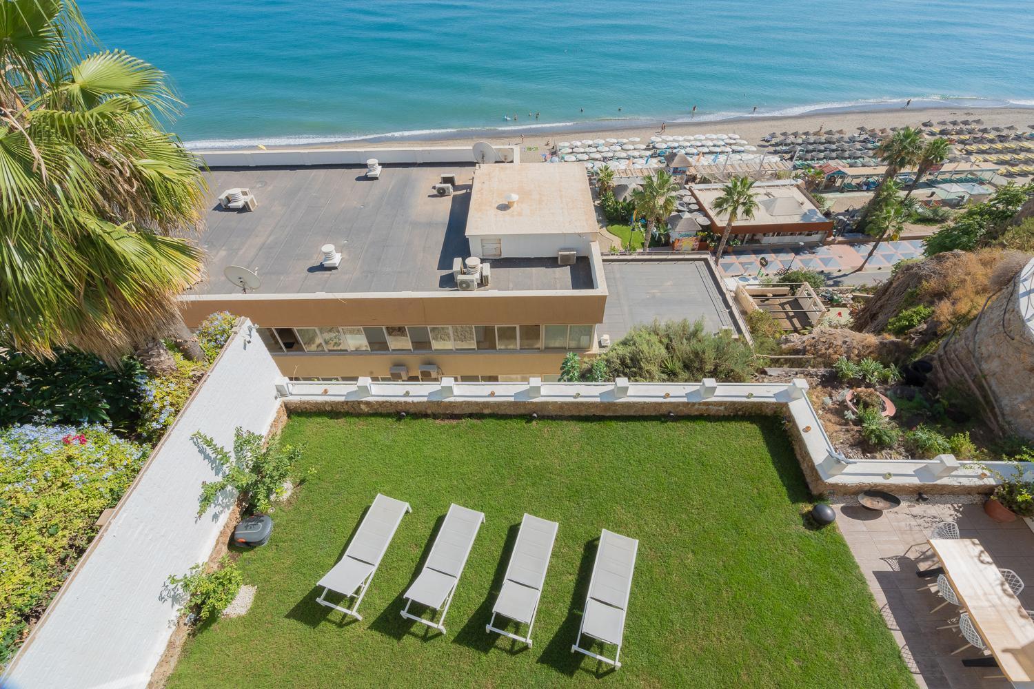Private 250Sqm Garden Duplex, Jacuzzi, Cinema, Sea View Escape Apartment Torremolinos Bagian luar foto