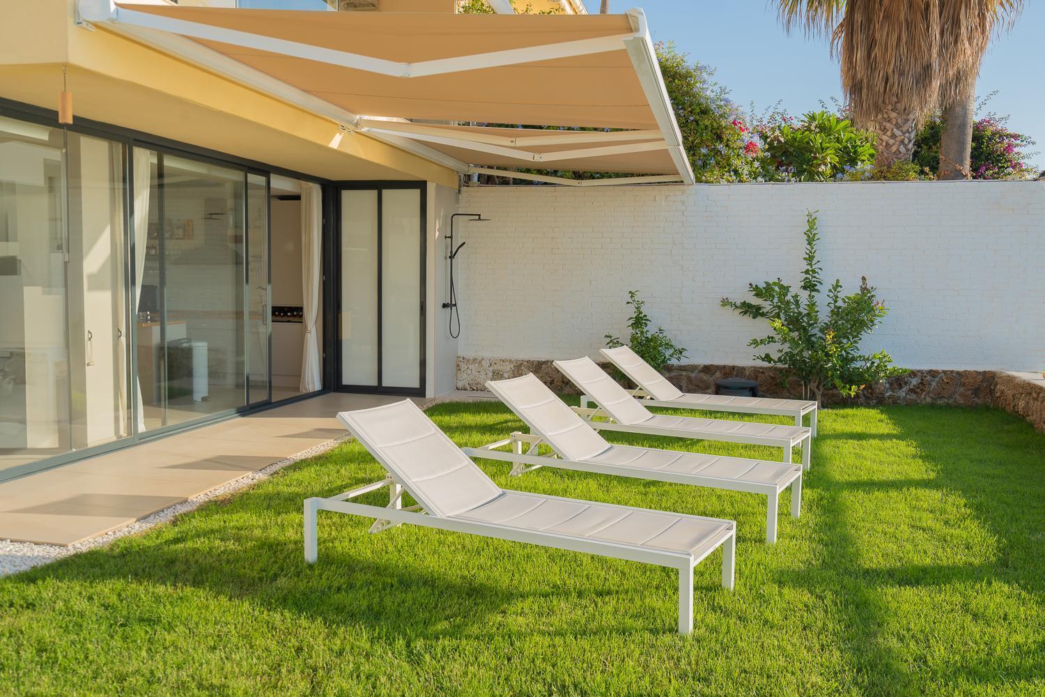 Private 250Sqm Garden Duplex, Jacuzzi, Cinema, Sea View Escape Apartment Torremolinos Bagian luar foto