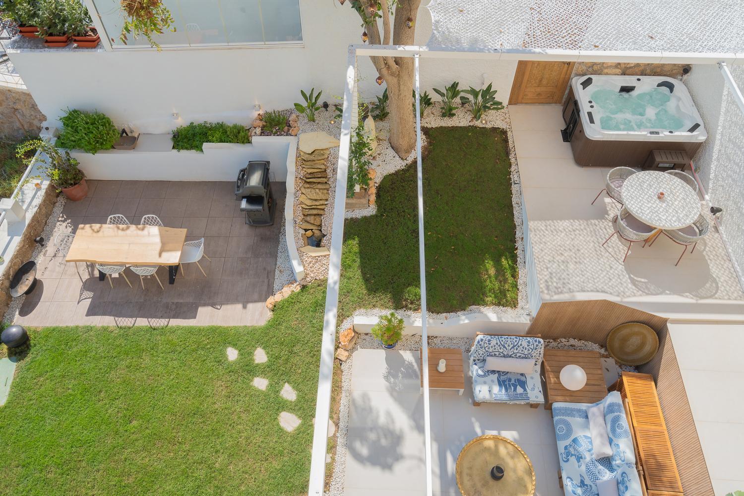 Private 250Sqm Garden Duplex, Jacuzzi, Cinema, Sea View Escape Apartment Torremolinos Bagian luar foto