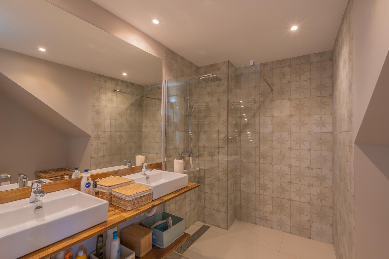 Private 250Sqm Garden Duplex, Jacuzzi, Cinema, Sea View Escape Apartment Torremolinos Bagian luar foto